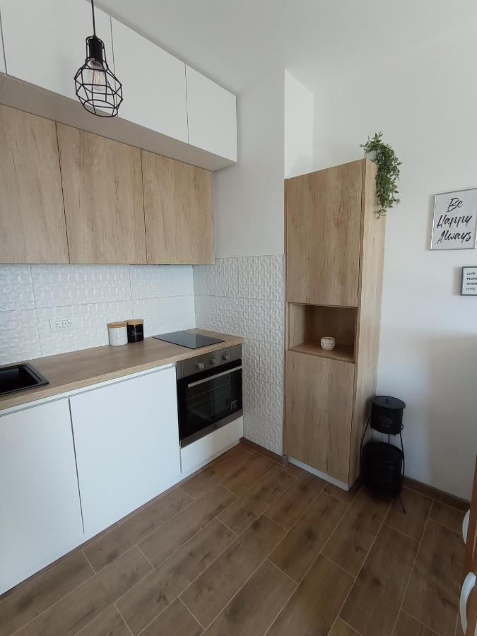 Cozy Apartmant With A Sea View In Orašac Eksteriør billede